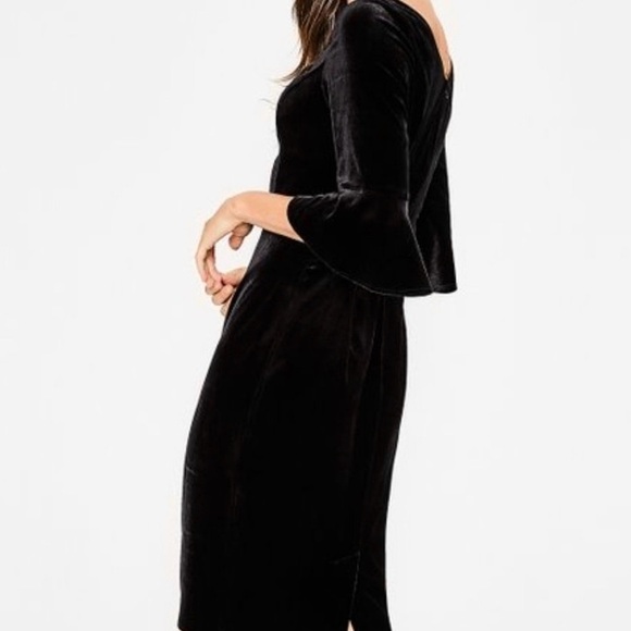 Boden Women’s Black Silk Blend Velvet Aubrey Dress w/ 3/4 Bell Sleeves, Size 8L - Picture 4 of 10